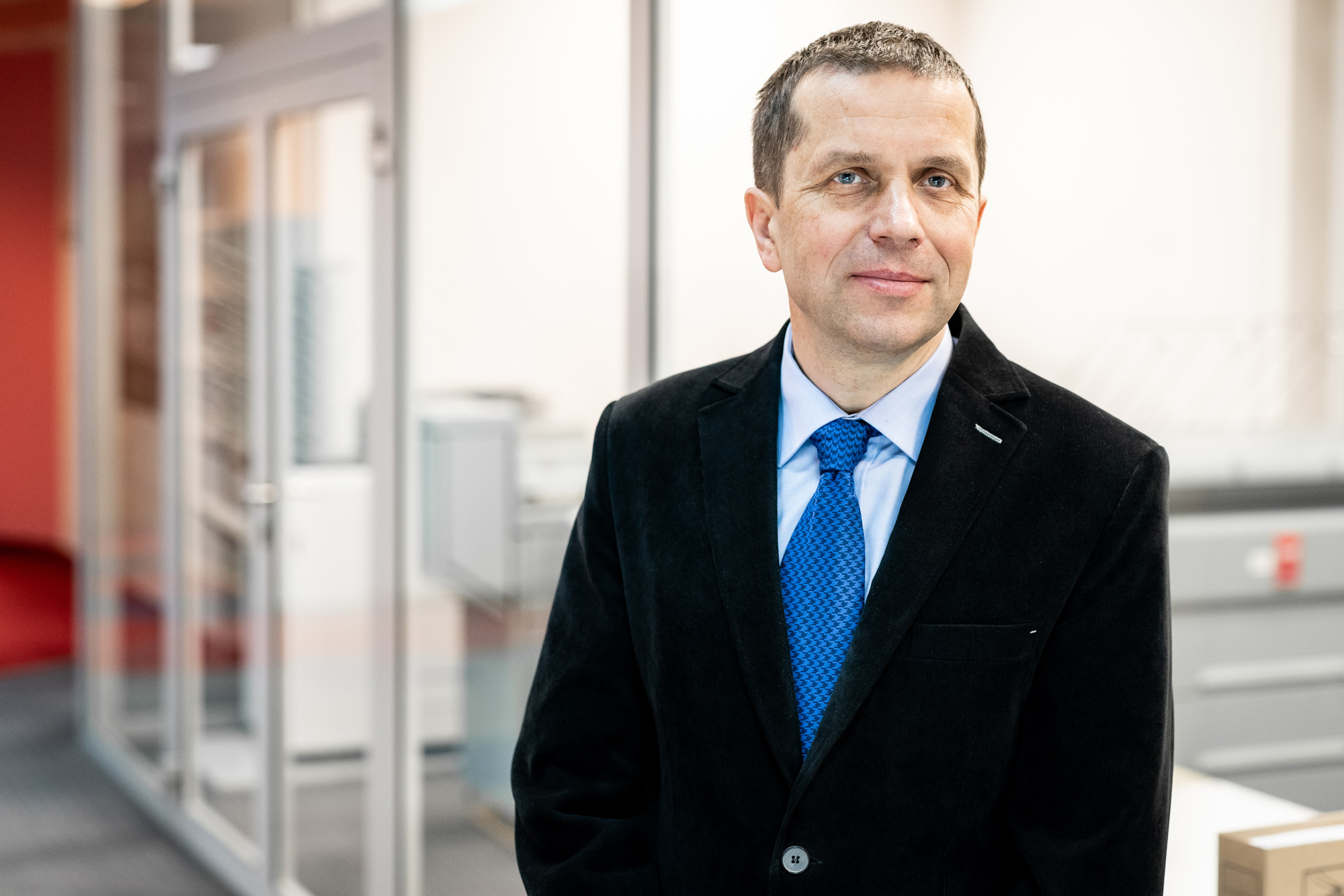 Marek Maciążek, Direktor
